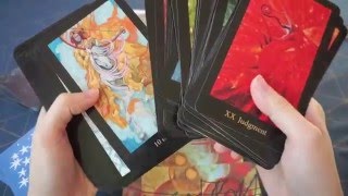 葡萄塔罗GrapeTarot-如何选择一副塔罗牌\u0026我拥有的塔罗牌