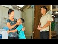 Hung's simple happiness: Seeing his children and Hoai Ca happy is the best thing.