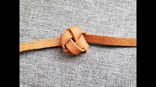 How to make a leather button