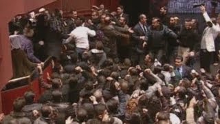 Syria's President Assad mobbed by supporters after speech