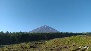 鳴沢村からの富士山🗻! ３時間 タイムラプスで 2024年6月19日 03時55分〜07時01分 MotoG50 = 2170