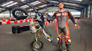 JE TEST MA MINI SUPERMOTARD ! ( tout aussi kiffant qu'un 450 CRF SM ? 🥵 )