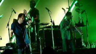 [DVD] Atoms For Peace - Orpheum Theatre 2009 [11 Songs + 5 Bonus]