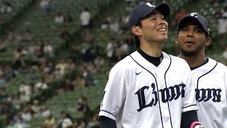 【プロ野球パ】バスケス大喜び！秋山が素早い前進でナイスキャッチ 2015/05/06 L-Bs