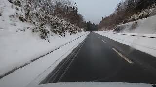 高鷲スノーパークの雪の峠道12月26日日曜日7時10分頃