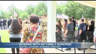 Leesville community gathers to lay veteran with no family to rest