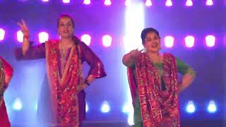 Punjabi dance at Holiday Expert Meet'24