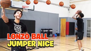 Lonzo Ball *NEW FORM * has his jumper looking nice in NBA Workouts
