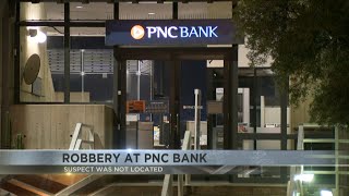 Tucson bank robbery suspect escapes on bus