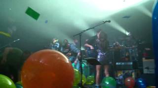 Umphrey's McGee - Balloon Drop/Auld Lang Syne - NYE 2011 @ the Riviera Theater