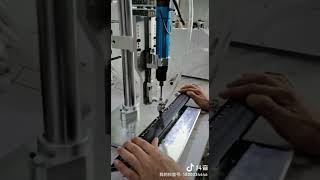 Pneumatic screwdriver automatic locking screw machine Torque adjustable