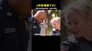 男孩意外掉進下水道里，消防員奮不顧身跳了下去，美劇19號消防局