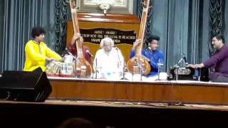 Sangeetacharya Amiyaranjan Bandyopadhyay at the age of 91, raag Puria Dhaneshree