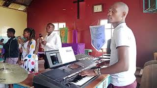 praise \u0026 worship katika Ibaada mambo makubwa yalitendeka