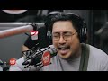 December Avenue, Moira Dela Torre perform “Kung 'Di Rin Lang Ikaw LIVE on Wish 107.5 Bus