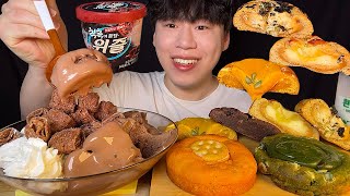 SUB) Chocolate ice cream & turtle chip choco churros & cookies mukbang asmr