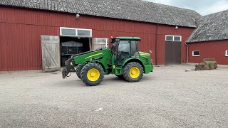 Köp Midjestyrd Teleskoplastare John Deere 3800 med redskap på Klaravik