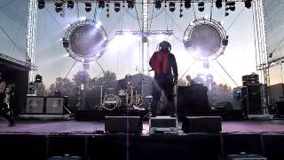 Skindred - Trouble ( live @ Mighty Sounds - 2013 )