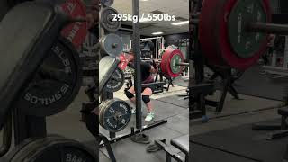 295kg / 650lbs squat at 226lbs BW while recovering from a dental procedure #strength #motivation