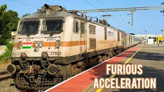 WAP-7 accelerates furiously with the Bangalore bound Lalbagh Express! | Indian Railways