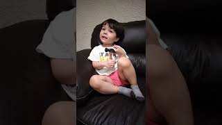 Toddler sings spanish birthday song (Las mañanitas) | #shorts | Mexpil Team