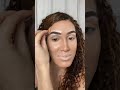 seguindo tutorial de maquiagem da gringa makeup