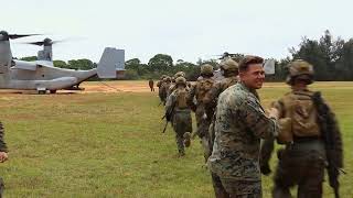 MV-22B Osprey Crew Chief U.S. Marine Corps Gunnery Sgt. Chad Tompkins