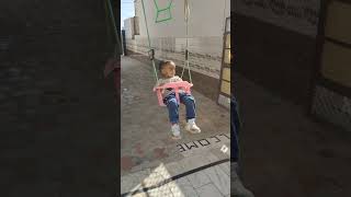 Cute baby swing 🤩😍🥰🥺🍼🐥❣️💝💞😘 #babyhub #cutebaby #swing #hacoorydecoory #babydance #cuteanimal