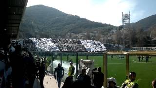 spezia-carrarese........entrata in campo 11/3/2012.mp4