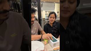 ചേട്ടൻ ചേച്ചിക്ക് ഒരു Surprise കൊടുത്തു ❤️😍... #trending #mall #love #mallu #malayalam