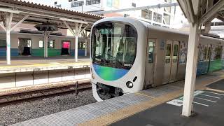 西武30000系　所沢駅発車