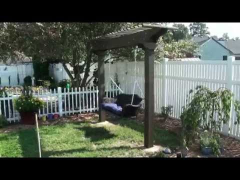 Pergola / Arbor garden swing - wicker & wood Pergola / Arbor garden swing - wicker & wood