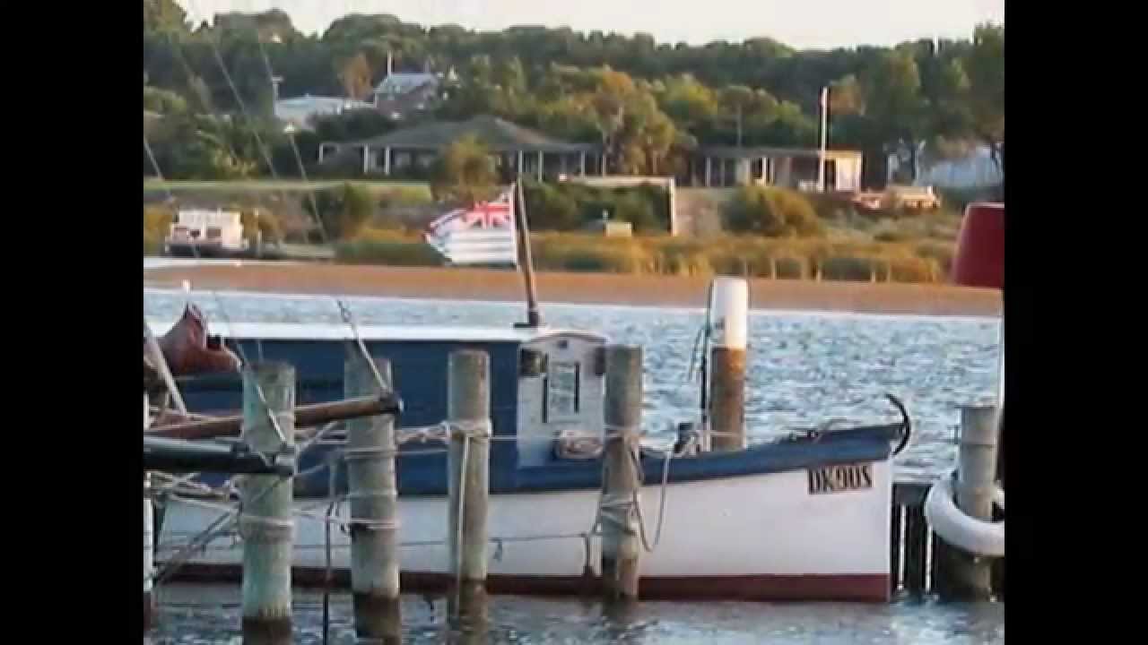 Boathouse At Birks Harbour Marina Goolwa - YouTube