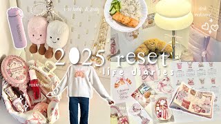 2025 RESET vlog🎀 | new habits \u0026 goals, healthy eating, desk makeover, journaling, vision board, etc.