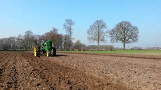 Ploegen op De Biezenhof te Sinderen 2014