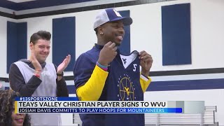 Teays Valley Christian player signs to WVU