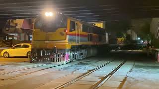 SRT: ดูรถไฟหลากหลายขบวน ช่วงเช้า บ่าย ค่ำ บริเวณสถานีชุมทางบางซื่อ และ สถานีหลักสี่