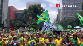 Apoiadores de Bolsonaro levam bandeiras de Israel para ato na Paulista