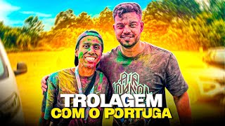 TROLEI MEU AMIGO PORTUGA PC JOGANDO TINTA NELE NA FESTA DAS CORES NA AMAZE. CAMILA LOURES