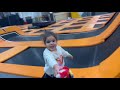 on a bien rigolé au trampoline parc avec maman￼