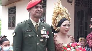 Wedding upacara tradisi pedang pora TNI-AD Bali Banjit waykanan