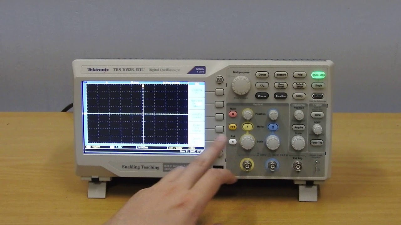 Tektronix - Oscilloscope 2 - YouTube