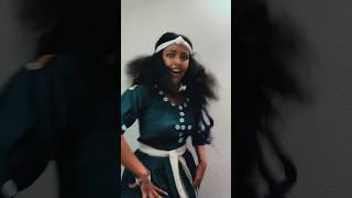 Ethiopian Amhara cultural dance #habesha #amhara #amharic #amharaculture #ethiopian #eskista