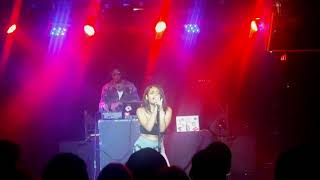 SURAUCHIE - SOMETIMES (LIVE PERFORMANCE) @ DOJA CAT SHOW (10/10/18)