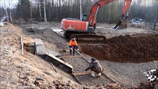 В Гордюшино восстанавливают аварийную дорожную насыпь