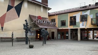 Stockholm Walks: Årsta torg - Årsta gård, 4k walk with natural sound in Stockholm suburb from 1940´s