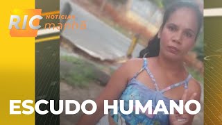 Homem em fuga usa refém como escudo humano e os dois morrem durante confronto com a polícia