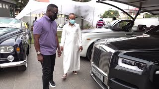 Fadda Dickson Gives Sarkodie A Tour Inside Despite's Garage