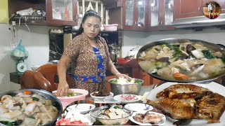 Vlog 1573. សម្លចាប់ឆាយ និង របៀបធ្វើ/ Mixed vegetables with pork ribs soup and how to cook.