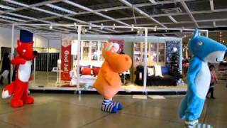 Soft Toy Dancing at IKEA Kobe